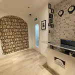 Tiburtina Garden Bed & Breakfast
