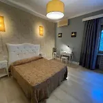Tiburtina Garden Bed & Breakfast 4*