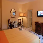 Tiburtina Garden 4*
