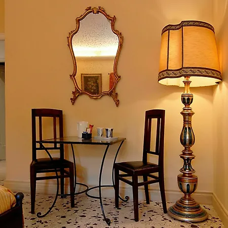 Tiburtina Garden Bed & Breakfast