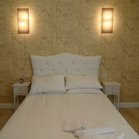 فندق مبيت وإفطار Tiburtina Garden