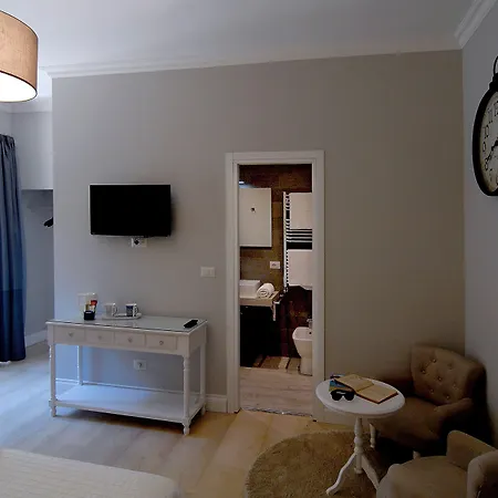 فندق مبيت وإفطار Tiburtina Garden روما