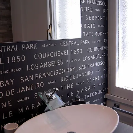 Tiburtina Garden فندق مبيت وإفطار 4*