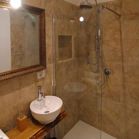 Tiburtina Garden B&B 로마