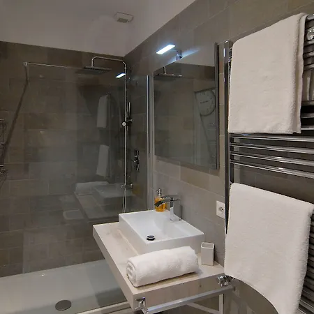 Tiburtina Garden B&B 로마